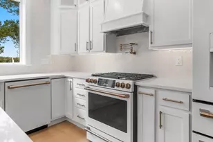 73 Lake Shore Dr, Falmouth, MA 02536 - Photo 20