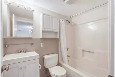209 Riverview Ave #5, Newton, MA 02466 - Photo 6
