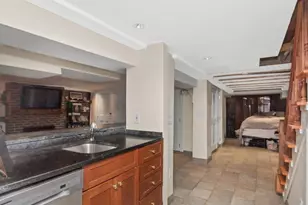 249 Bunker Hill St, Boston, MA 02129 - Photo 6
