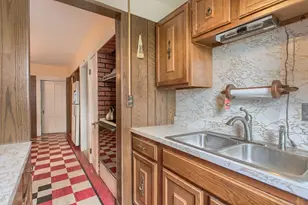 108 3rd St, Leominster, MA 01453 - Photo 10