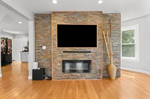 46 Ash St, Brockton, MA 02301 - Photo 8