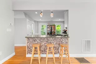46 Ash St, Brockton, MA 02301 - Photo 12