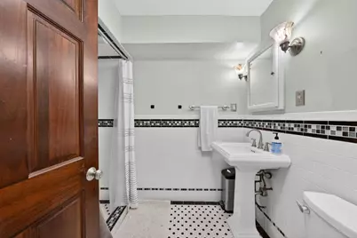 8 Wiget St #1, Boston, MA 02113 - Photo 12