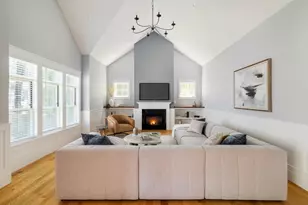 19 Cottage St, Lexington, MA 02420 - Photo 12