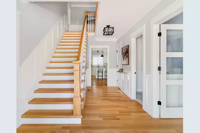 19 Cottage St, Lexington, MA 02420 - Photo 2