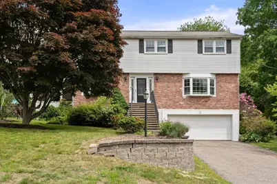 11 Foxhill Rd, Framingham, MA 01701 - Photo 2