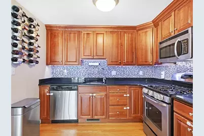 32 Common Street #2-3, Waltham, MA 02451 - Photo 4