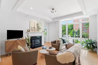 1601 Beacon Street #302, Brookline, MA 02446 - Photo 2