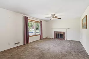 315 Porter Rd, East Longmeadow, MA 01028 - Photo 4