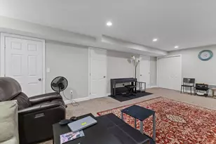 6 Childs St, Shrewsbury, MA 01545 - Photo 30