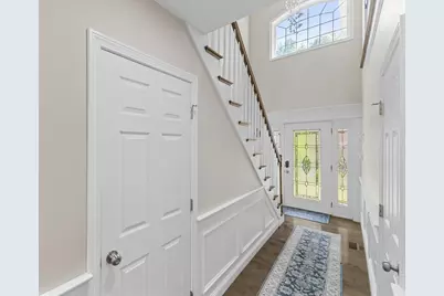 6 Childs St, Shrewsbury, MA 01545 - Photo 6