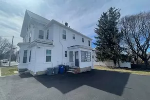 84 Franklin St, Stoneham, MA 02180 - Photo 2