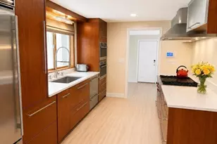 34 Blossomcrest Rd, Lexington, MA 02421 - Photo 4