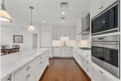 580 Washington Street #304, Wellesley, MA 02482 - Photo 8