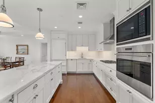 580 Washington St, Wellesley, MA 02482 - Photo 8