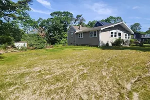 272 Glen Charlie Rd, Wareham, MA 02538 - Photo 4