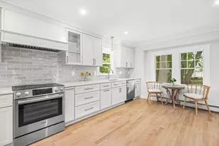 9 Brookside Pl, Winchester, MA 01890 - Photo 14