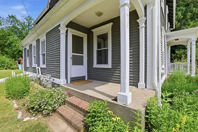 541 Bedford St, East Bridgewater, MA 02333 - Photo 4