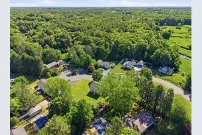 115 Arrowhead Dr, Bridgewater, MA 02324 - Photo 4