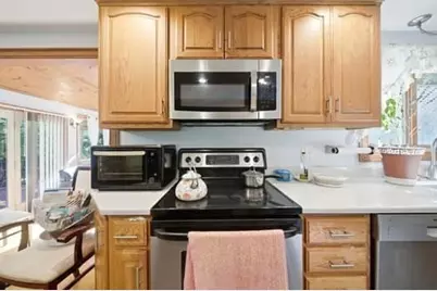 115 Arrowhead Dr, Bridgewater, MA 02324 - Photo 8