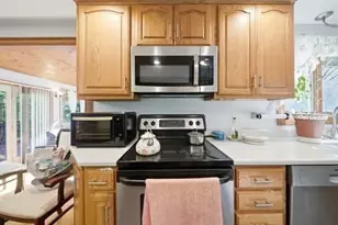 115 Arrowhead Dr, Bridgewater, MA 02324 - Photo 8