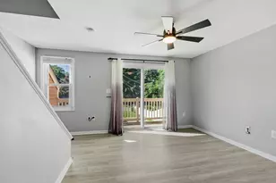 39 Madonna Cir, Lowell, MA 01854 - Photo 10