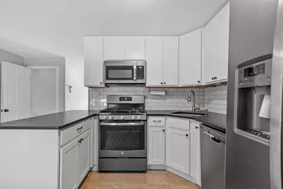 39 Madonna Circle #39, Lowell, MA 01854 - Photo 6