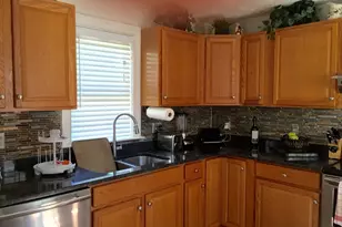 33 Nelson St, Winchester, MA 01890 - Photo 4