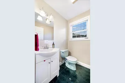 15 Stonewall Ave, Dartmouth, MA 02747 - Photo 34