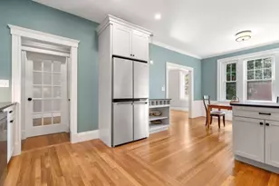 132 Sewall Ave, Brookline, MA 02446 - Photo 16