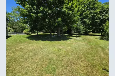 18 Grant St, Acushnet, MA 02743 - Photo 28