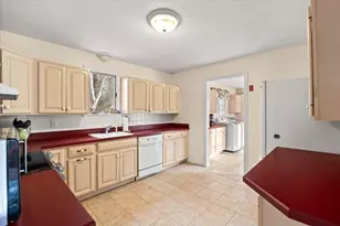 10 Bayberry Ln, Mattapoisett, MA 02739 - Photo 12