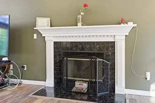 37 Moreland Green Dr, Worcester, MA 01609 - Photo 6