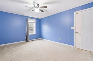 37 Moreland Green Dr, Worcester, MA 01609 - Photo 20