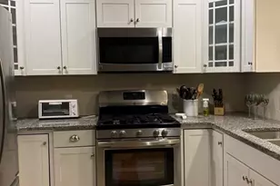 4 Fairview St, Chelmsford, MA 01863 - Photo 2
