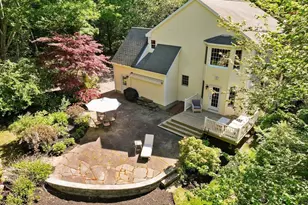 18 Wood St, Southborough, MA 01772 - Photo 32