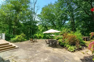 18 Wood St, Southborough, MA 01772 - Photo 34