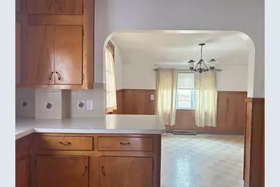 15 Bristol St, Ludlow, MA 01056 - Photo 6