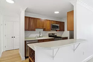 6 Whittier Pl, Boston, MA 02114 - Photo 16