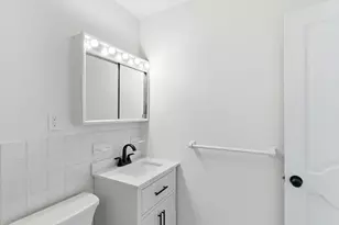 6 Whittier Pl, Boston, MA 02114 - Photo 26