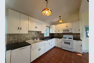 100 Summit Ave #2, Winthrop, MA 02152 - Photo 2
