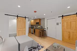 511 Beacon St, Boston, MA 02215 - Photo 2