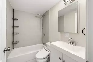 11 8th, Cambridge, MA 02141 - Photo 20