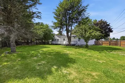 5 Kurtz St, Chicopee, MA 01013 - Photo 38