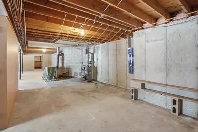 80 Elizabeth Dr, Ludlow, MA 01056 - Photo 26