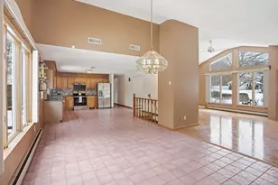 80 Elizabeth Dr, Ludlow, MA 01056 - Photo 12