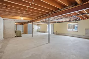 80 Elizabeth Dr, Ludlow, MA 01056 - Photo 30