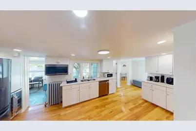 266 Webster St, Worcester, MA 01603 - Photo 8