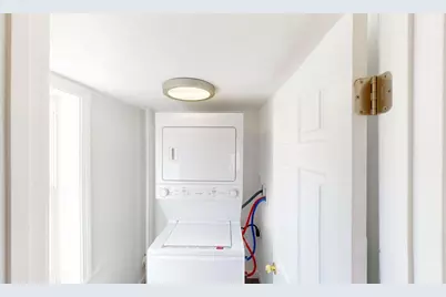 266 Webster St, Worcester, MA 01603 - Photo 12