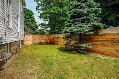 307 Austin St, New Bedford, MA 02740 - Photo 22